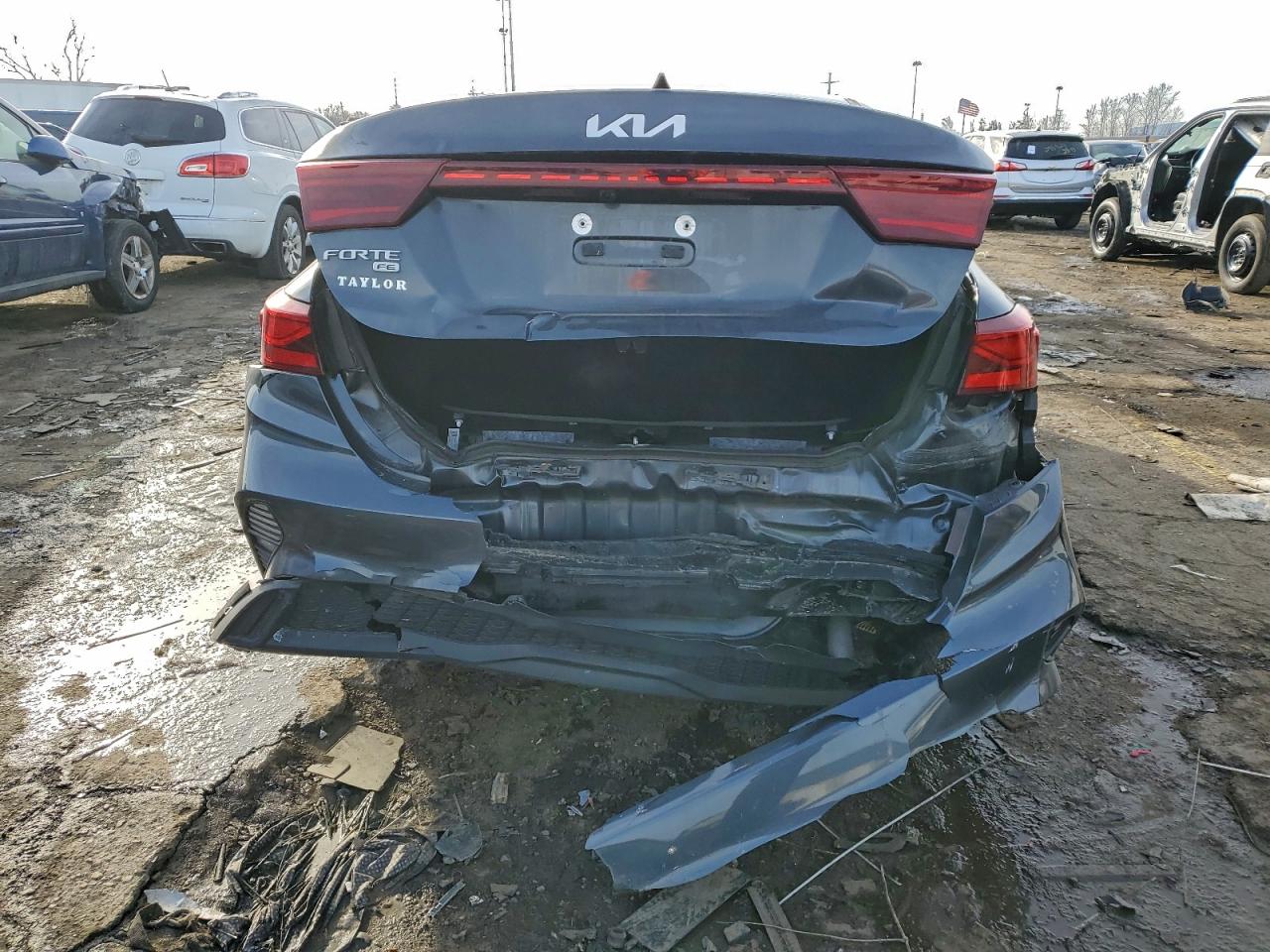 2023 KIA FORTE LX photo 6