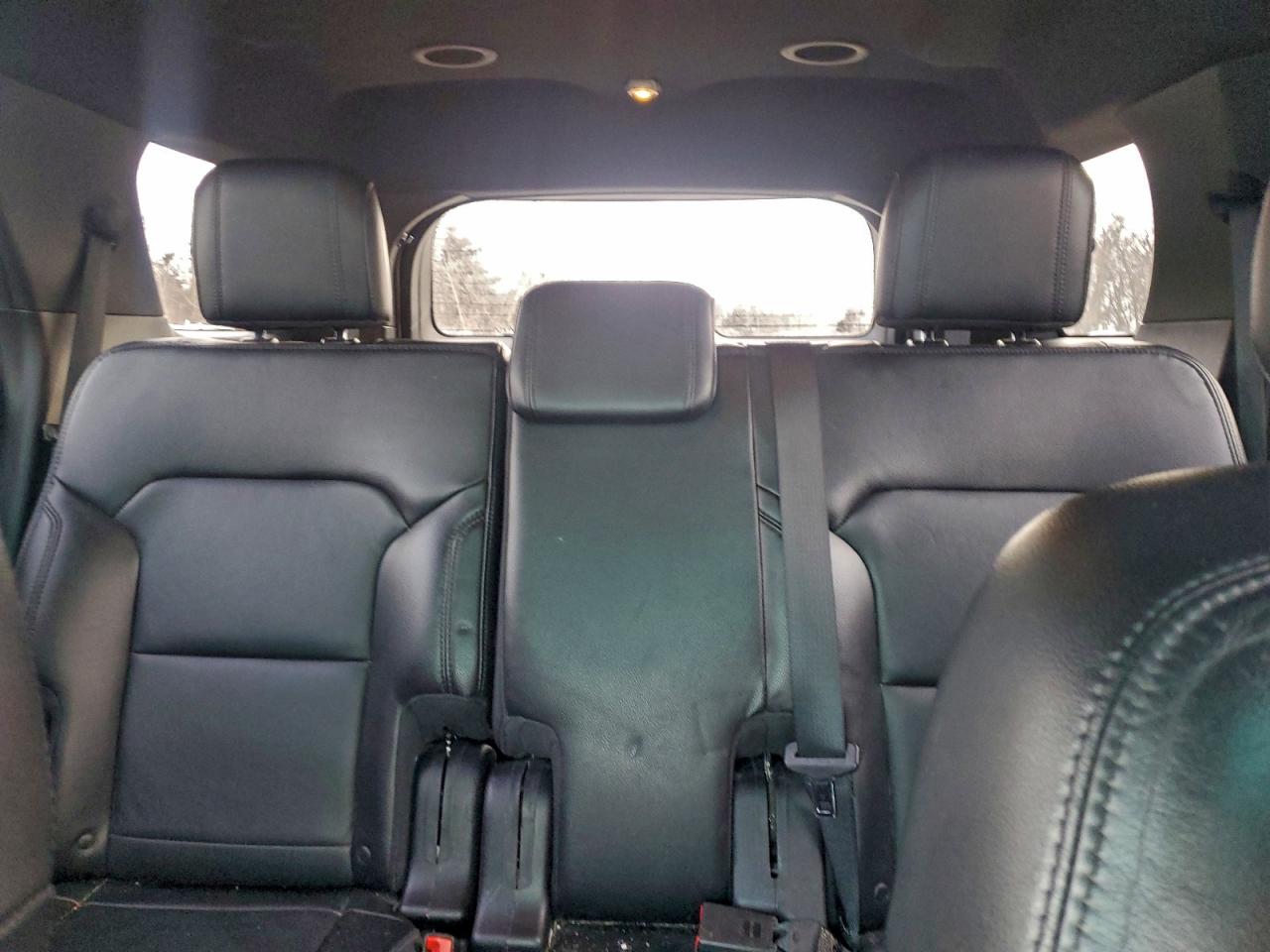2016 FORD EXPLORER XLT photo 10