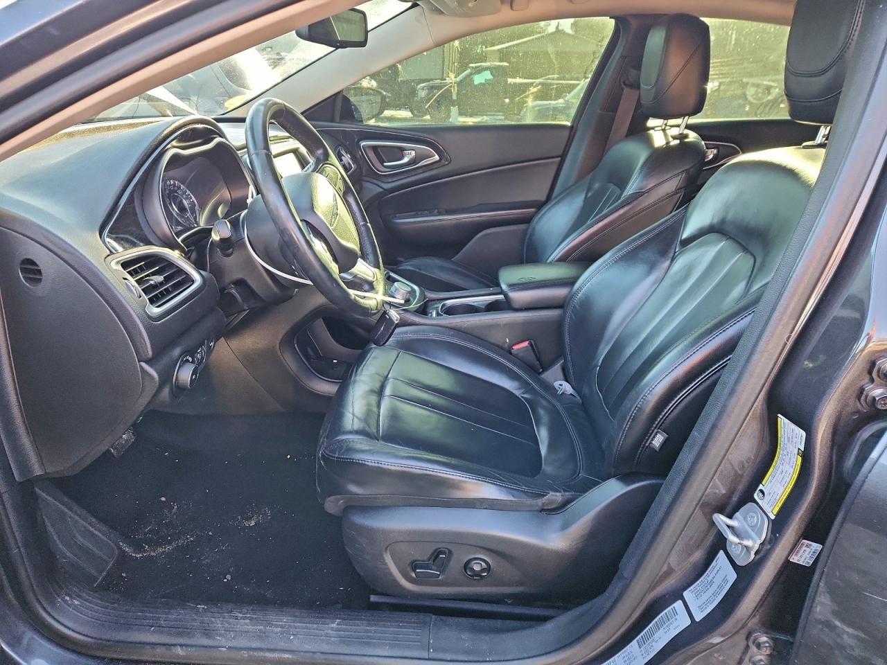 2015 CHRYSLER 200 C photo 13