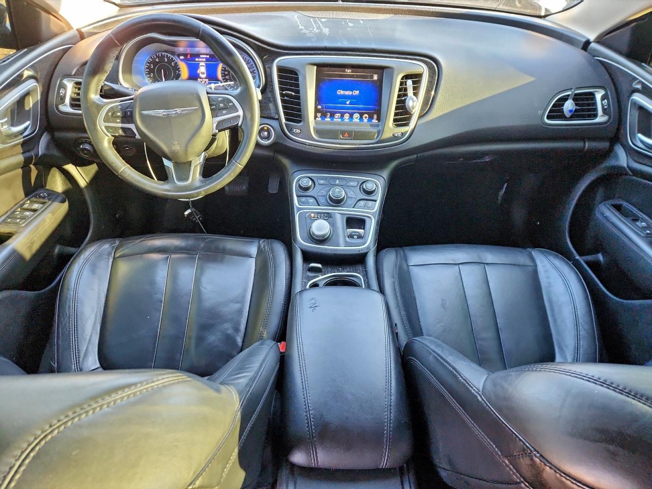 2015 CHRYSLER 200 C photo 15