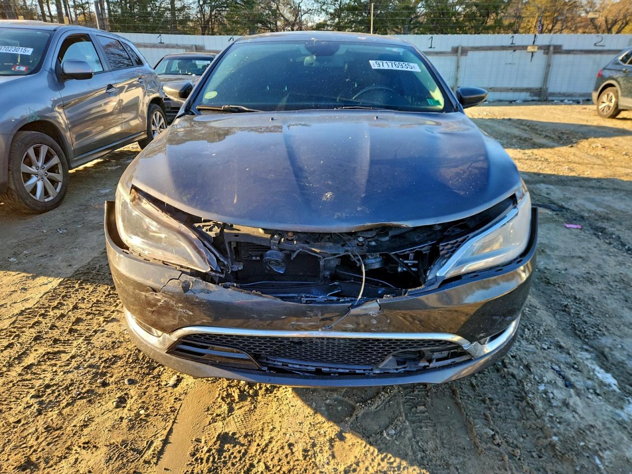 2015 CHRYSLER 200 C photo 9