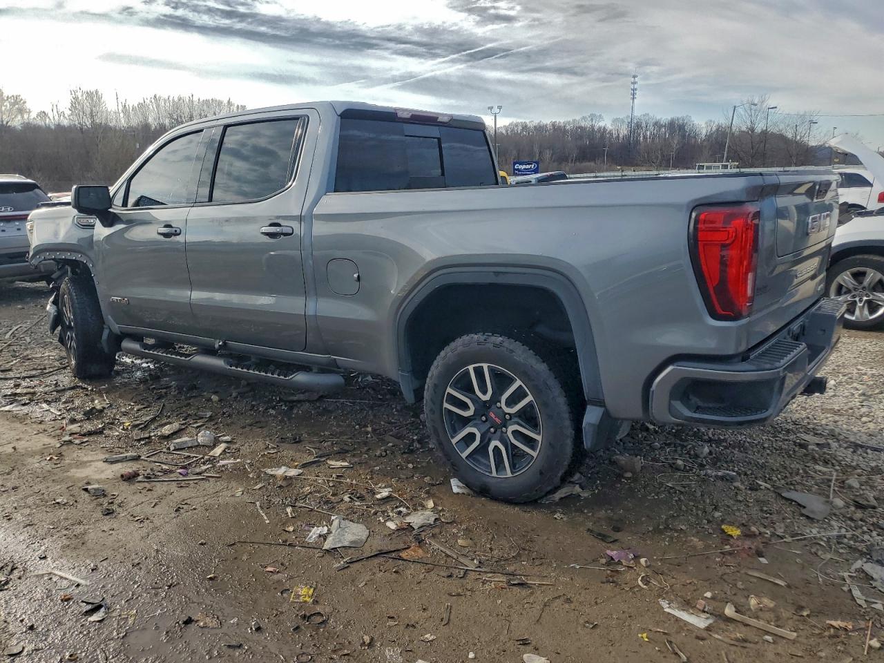 2020 GMC SIERRA K1500 AT4 photo 2