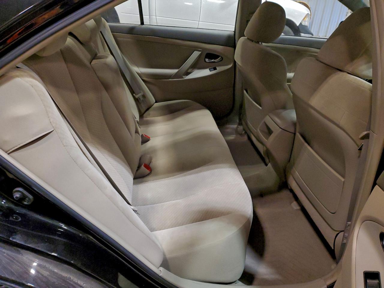 2009 TOYOTA CAMRY BASE photo 10