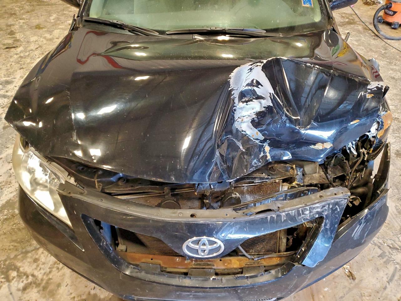 2009 TOYOTA CAMRY BASE photo 11