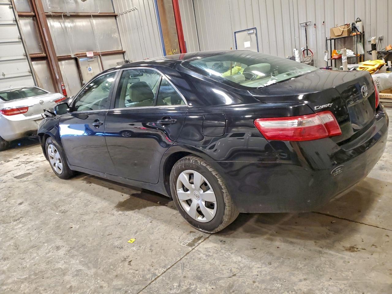 2009 TOYOTA CAMRY BASE photo 2