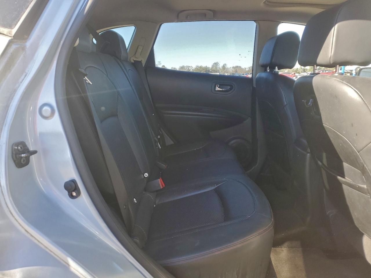 2013 NISSAN ROGUE S photo 11