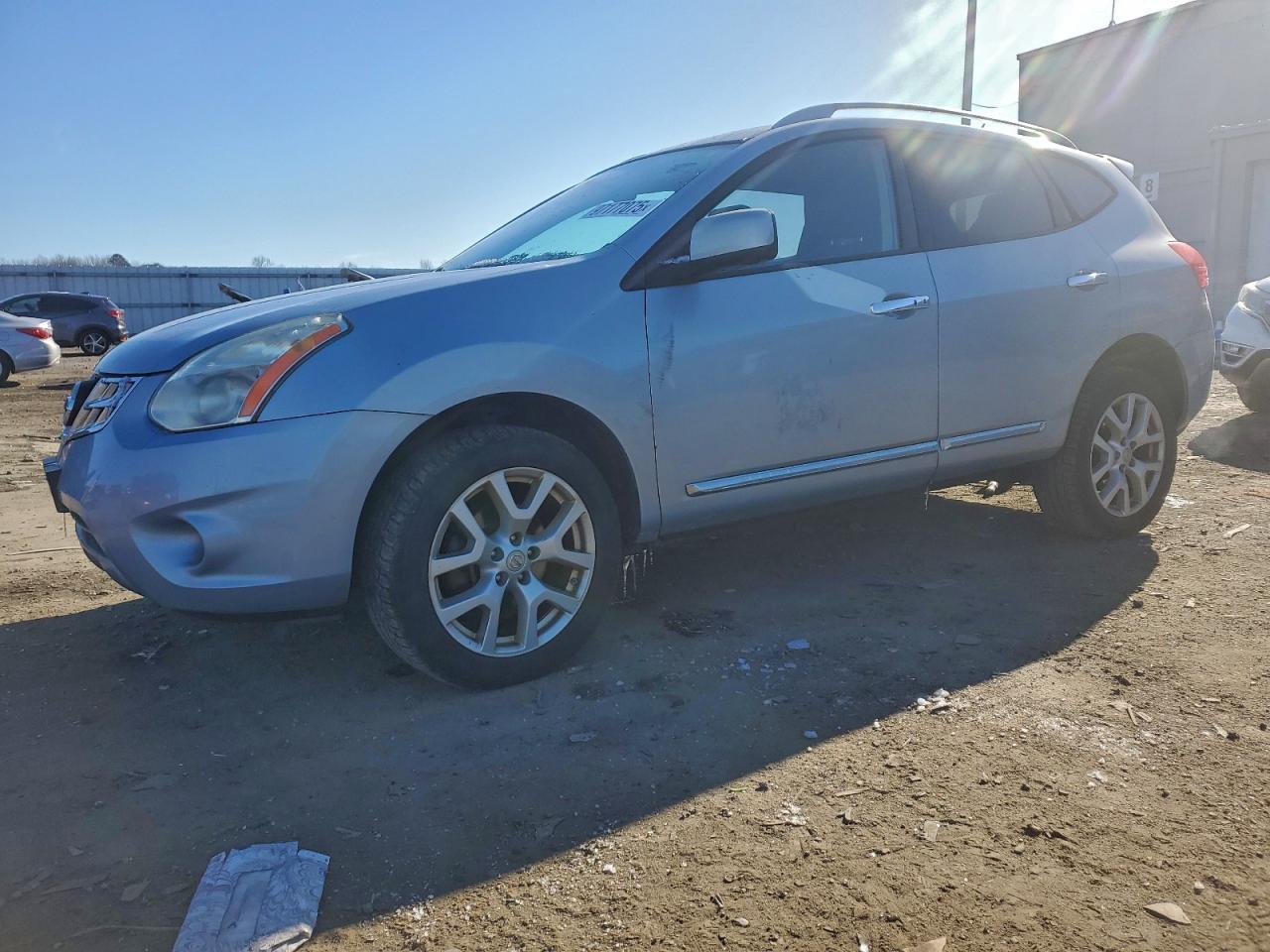 2013 NISSAN ROGUE