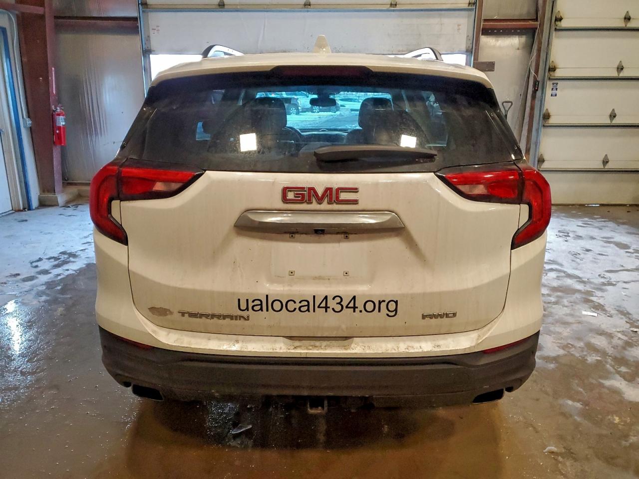 2020 GMC TERRAIN SLE photo 6