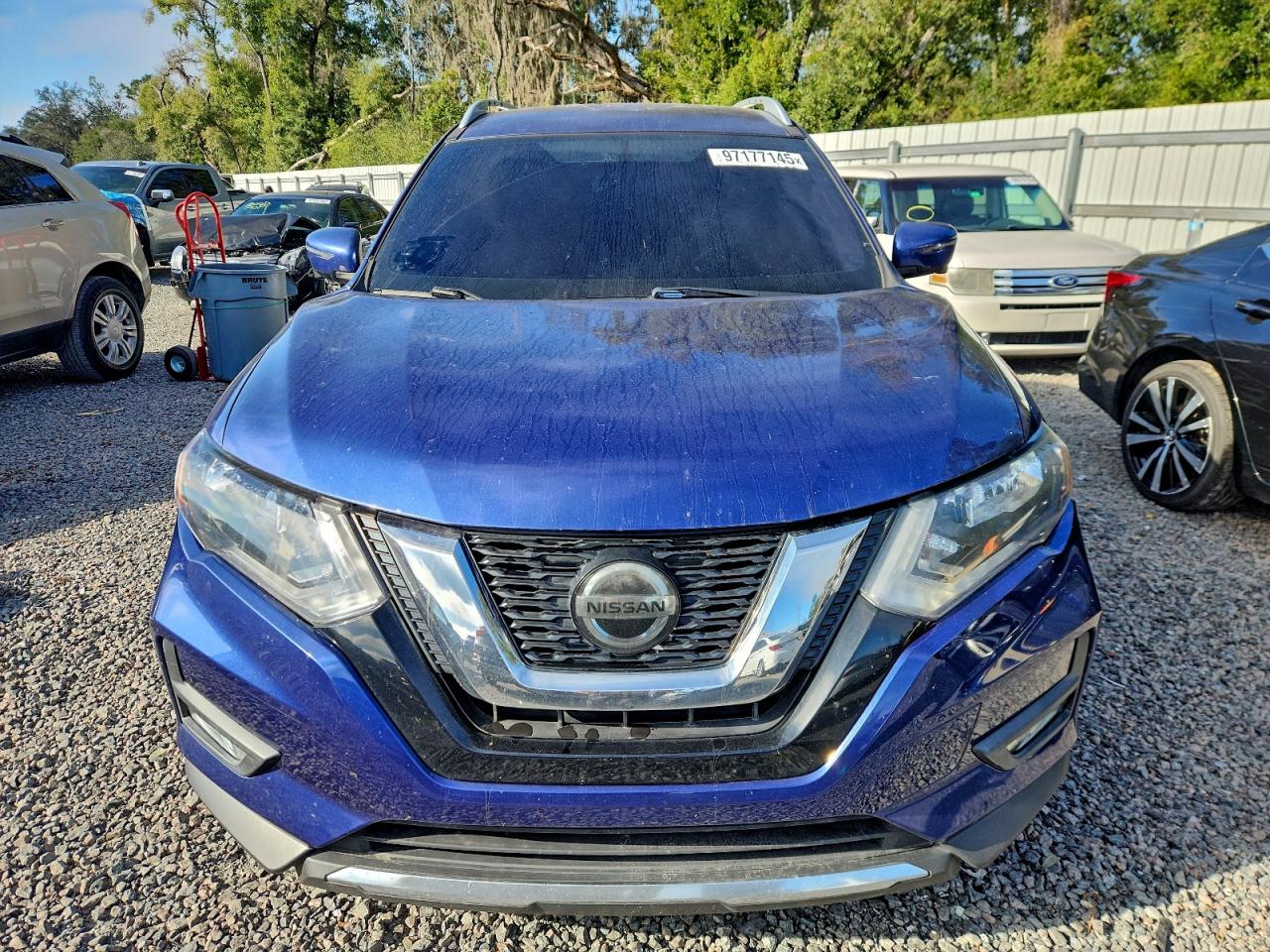 2018 NISSAN ROGUE S photo 5