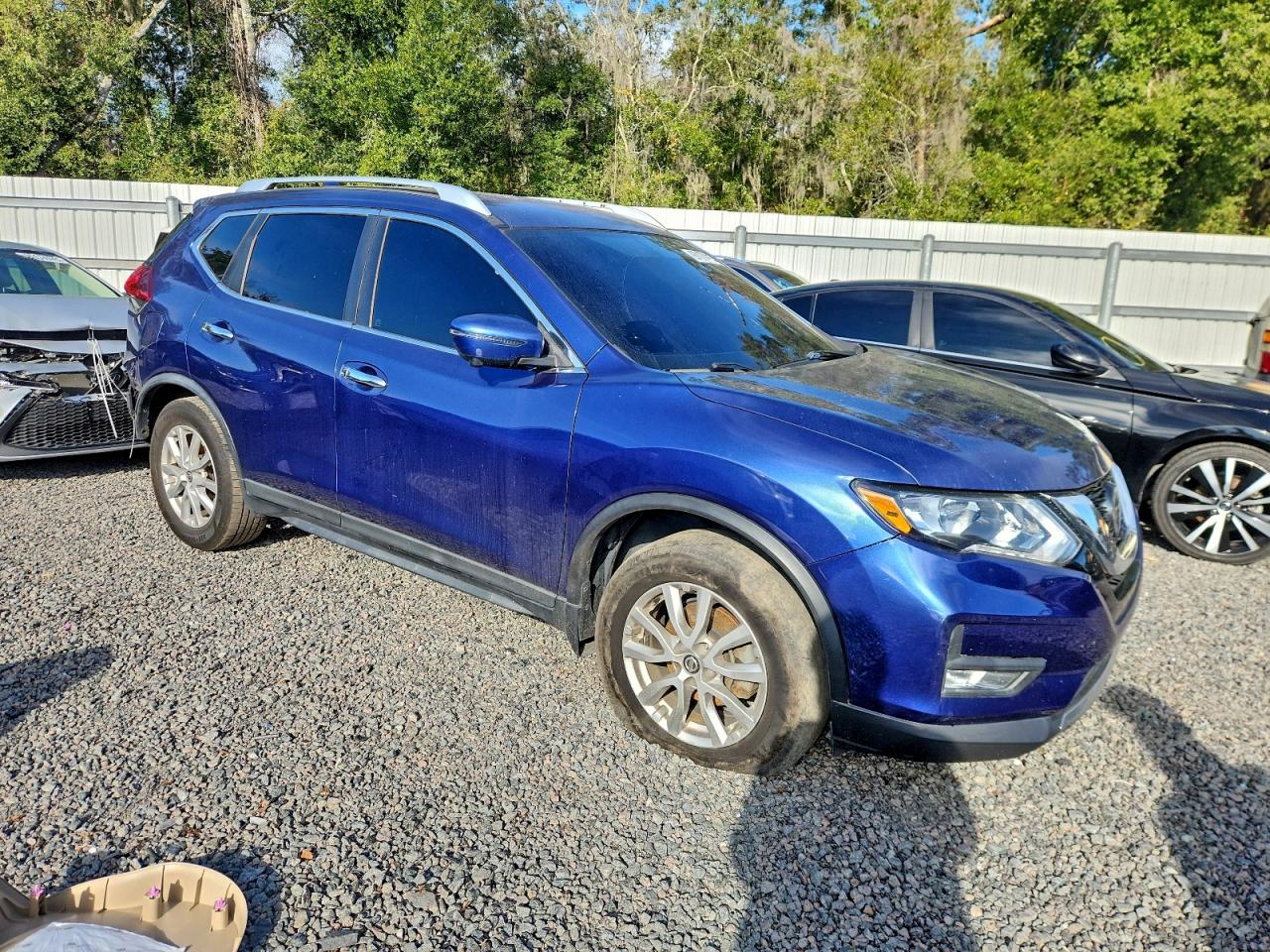 2018 NISSAN ROGUE S photo 4