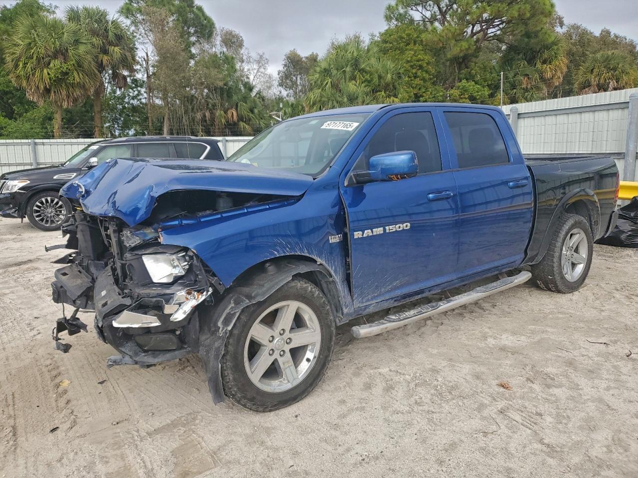 2011 DODGE RAM 1500