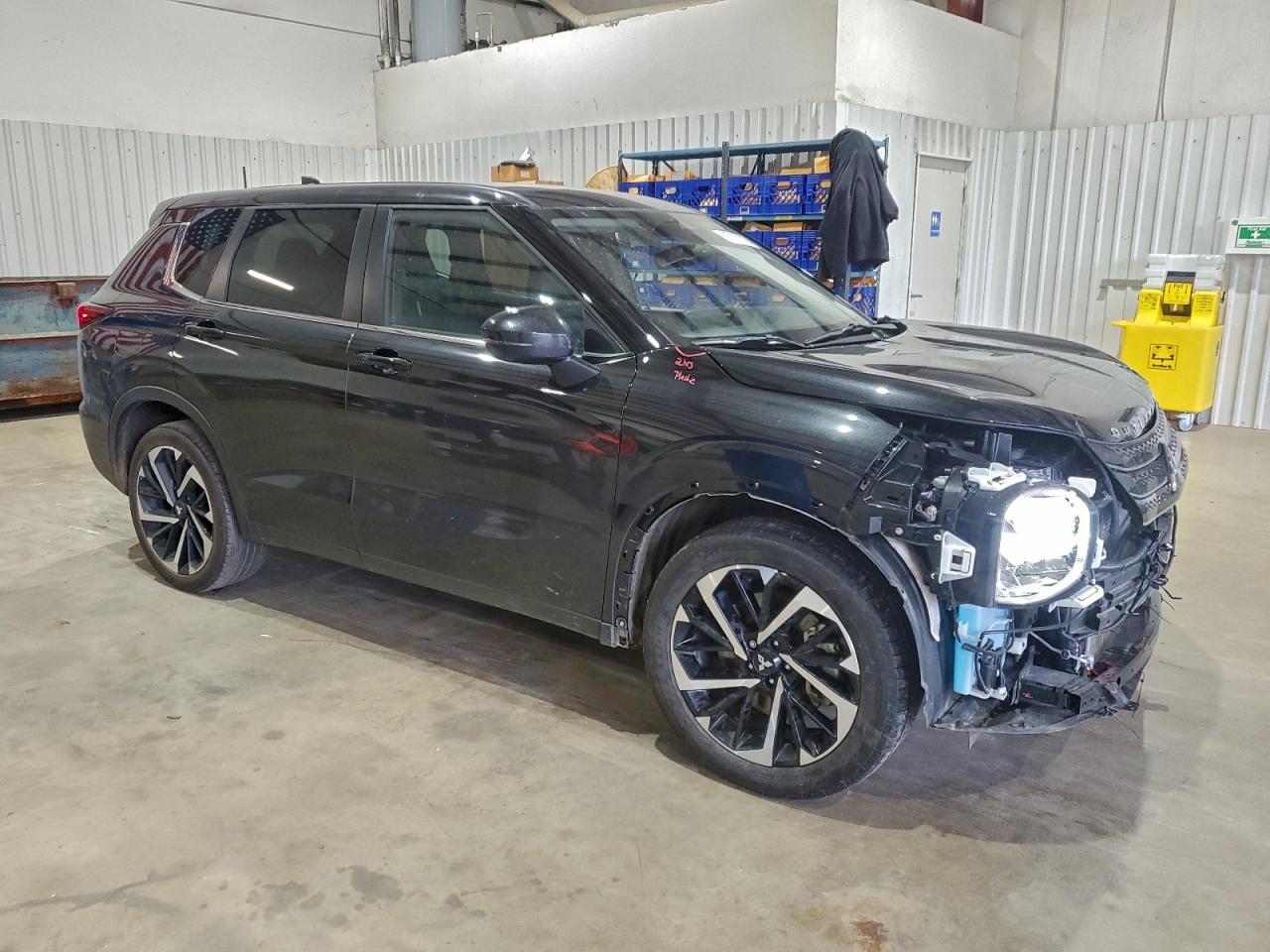 2024 MITSUBISHI OUTLANDER SE photo 4