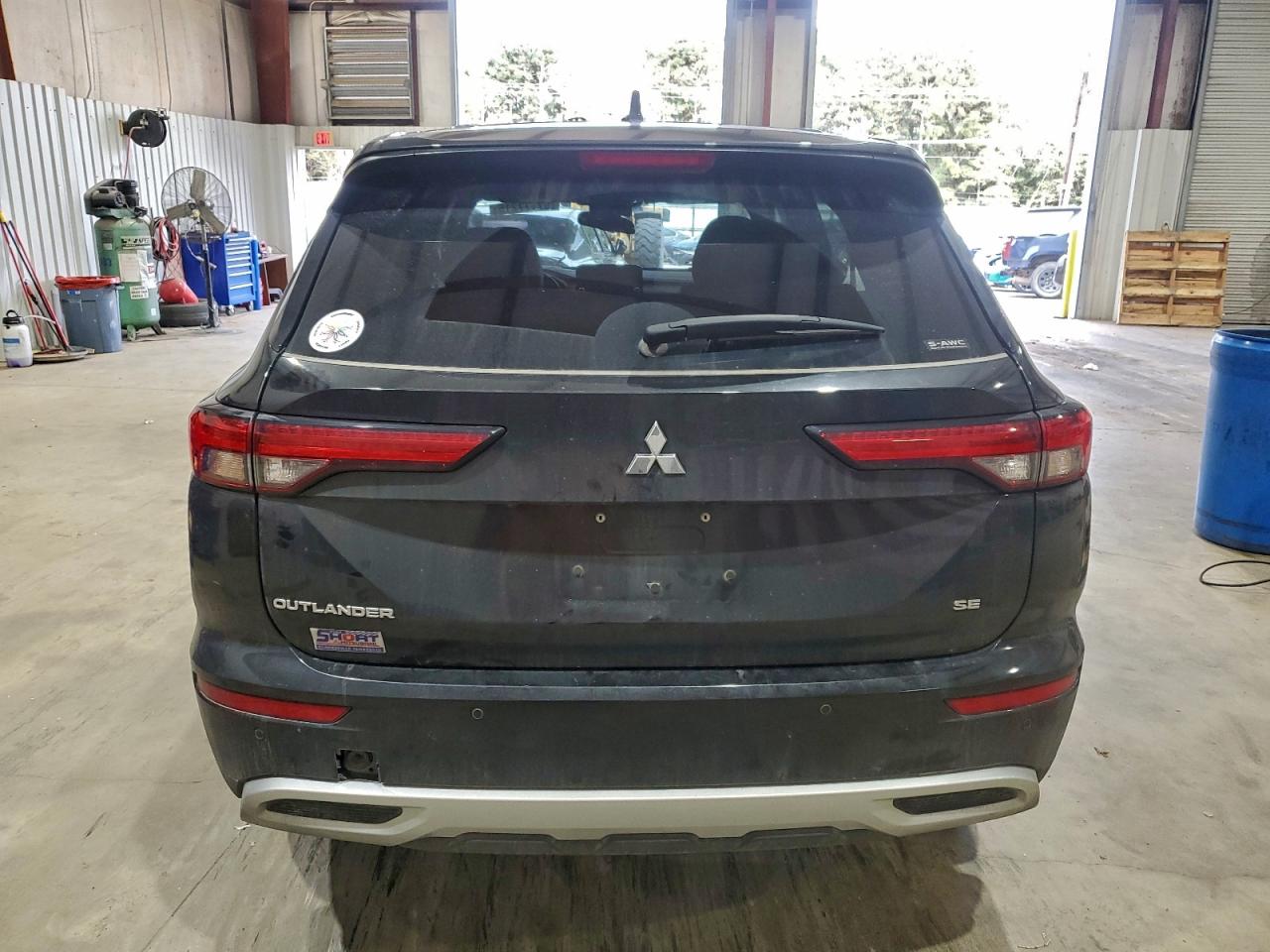2024 MITSUBISHI OUTLANDER SE photo 6