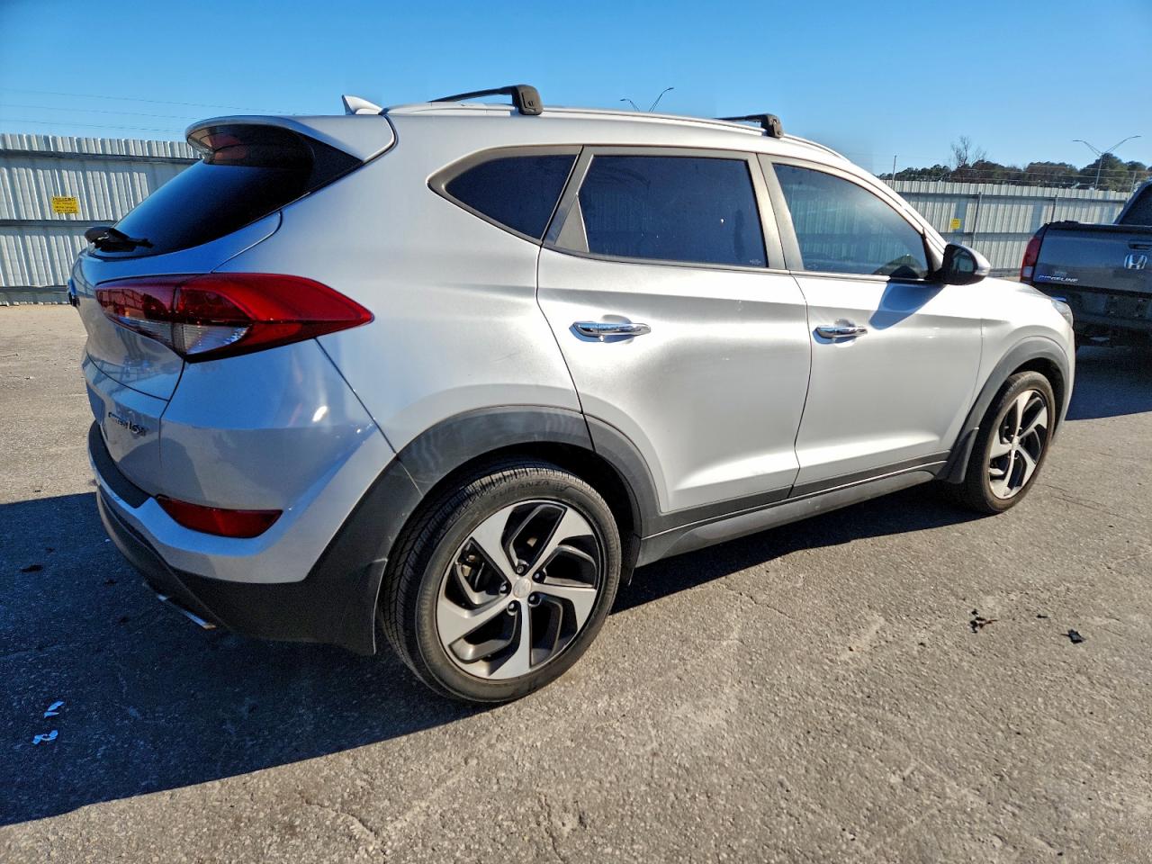 2016 HYUNDAI TUCSON LIMITED photo 3