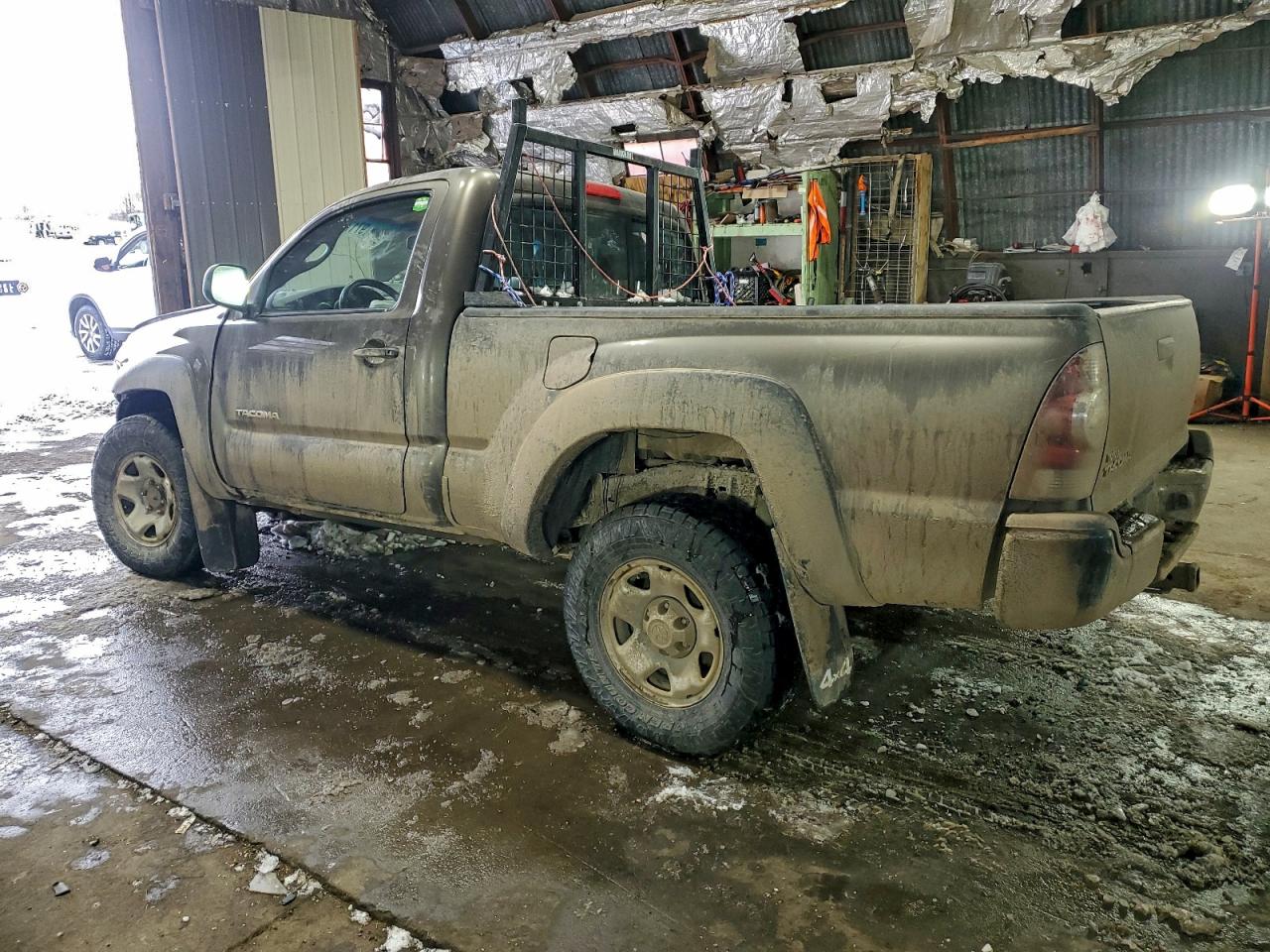 2009 TOYOTA TACOMA photo 2