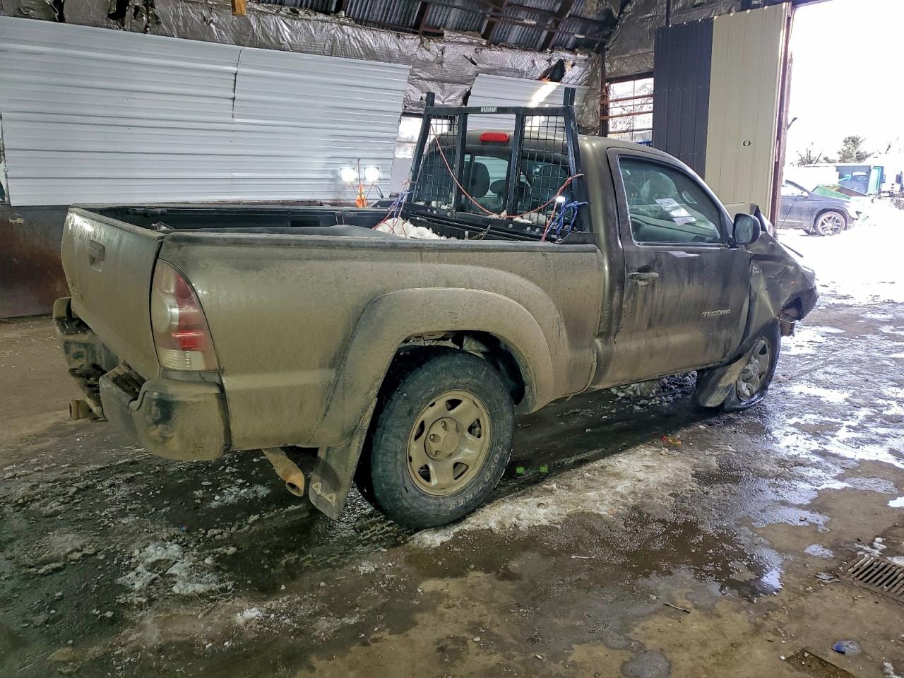 2009 TOYOTA TACOMA photo 3