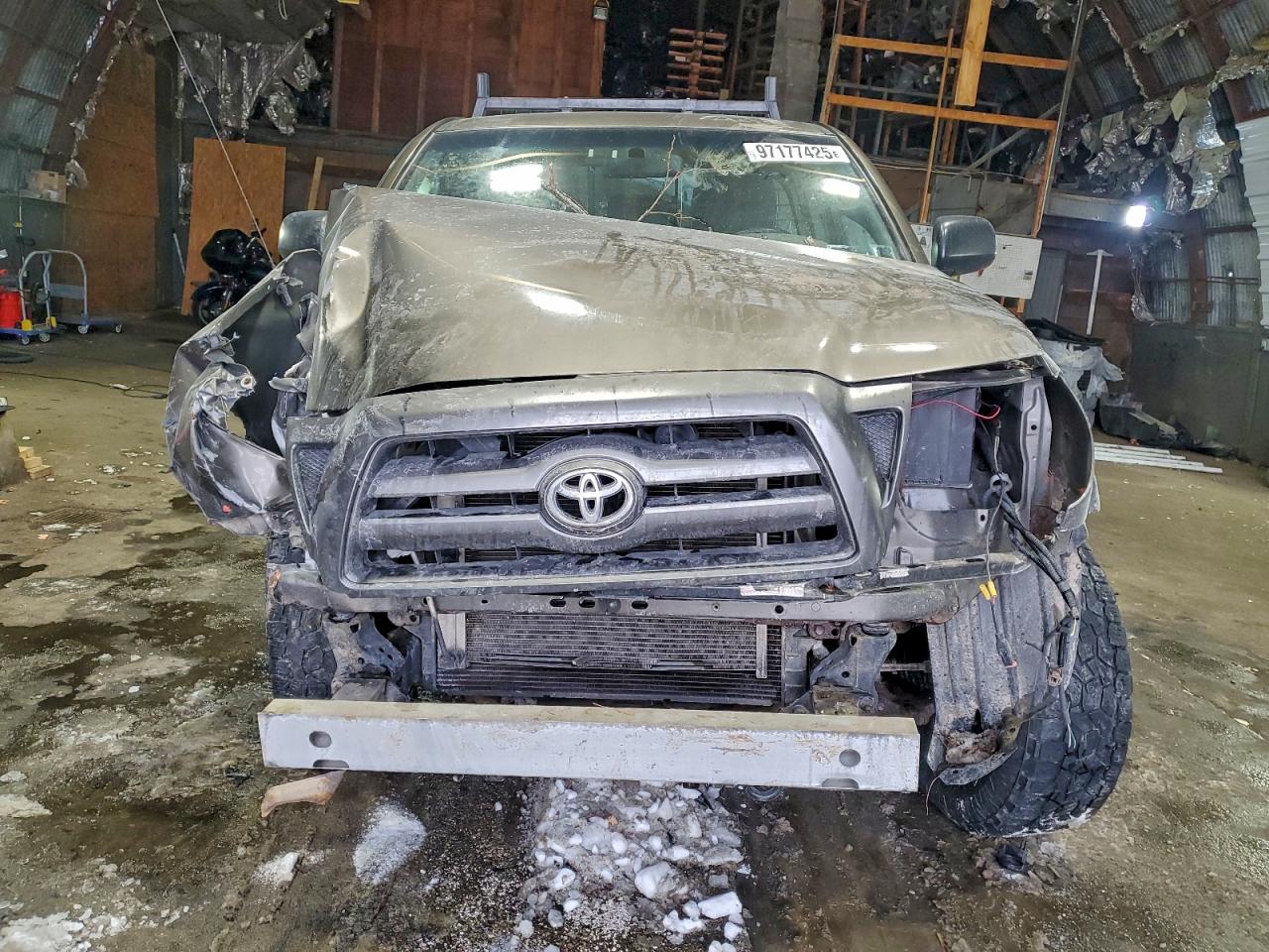 2009 TOYOTA TACOMA photo 5