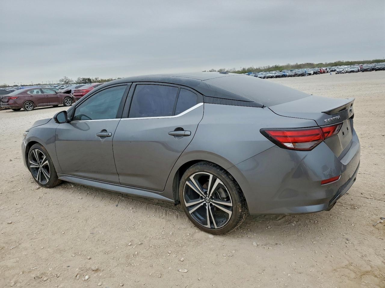 2023 NISSAN SENTRA SR photo 2