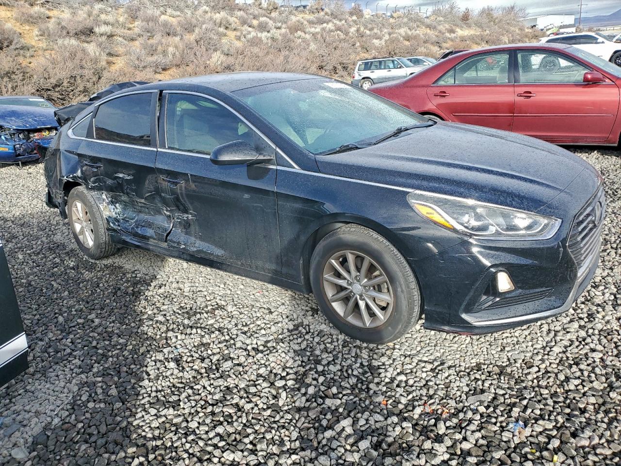 2018 HYUNDAI SONATA SE photo 4