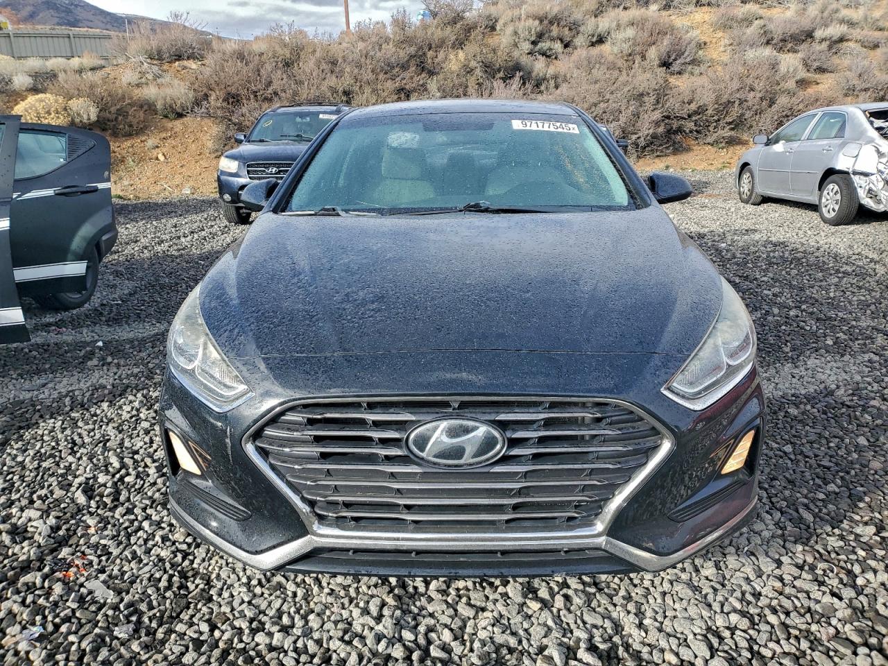 2018 HYUNDAI SONATA SE photo 5