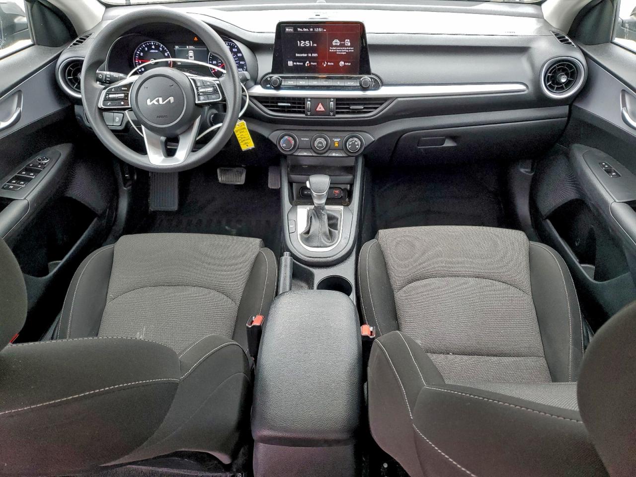2024 KIA FORTE LX photo 8