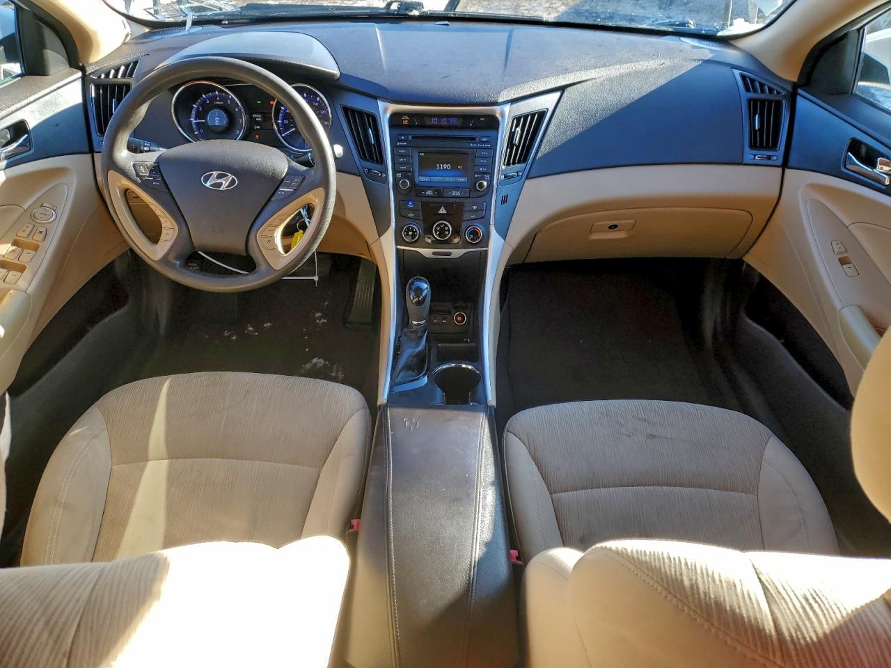 2014 HYUNDAI SONATA GLS photo 8