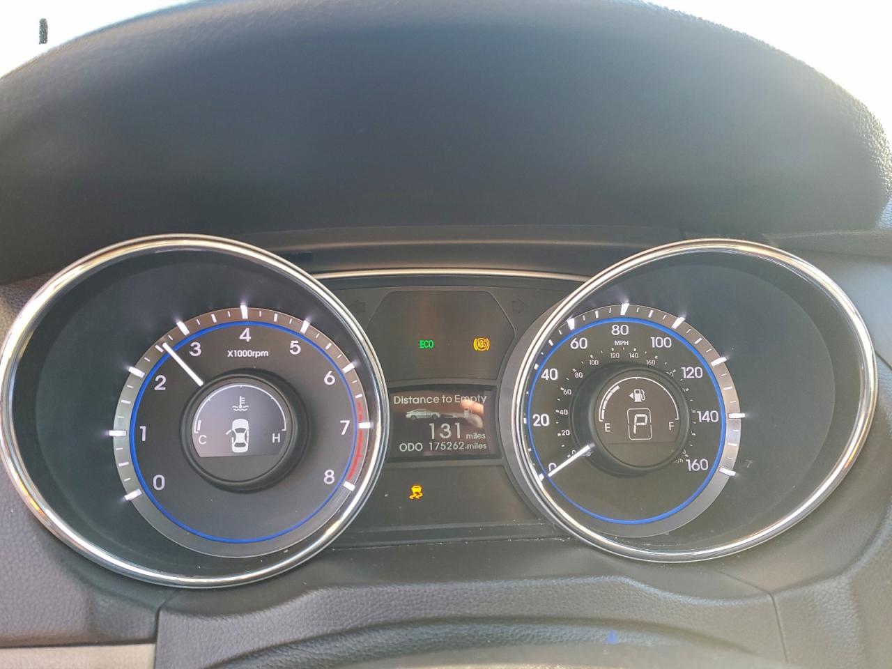2014 HYUNDAI SONATA GLS photo 9