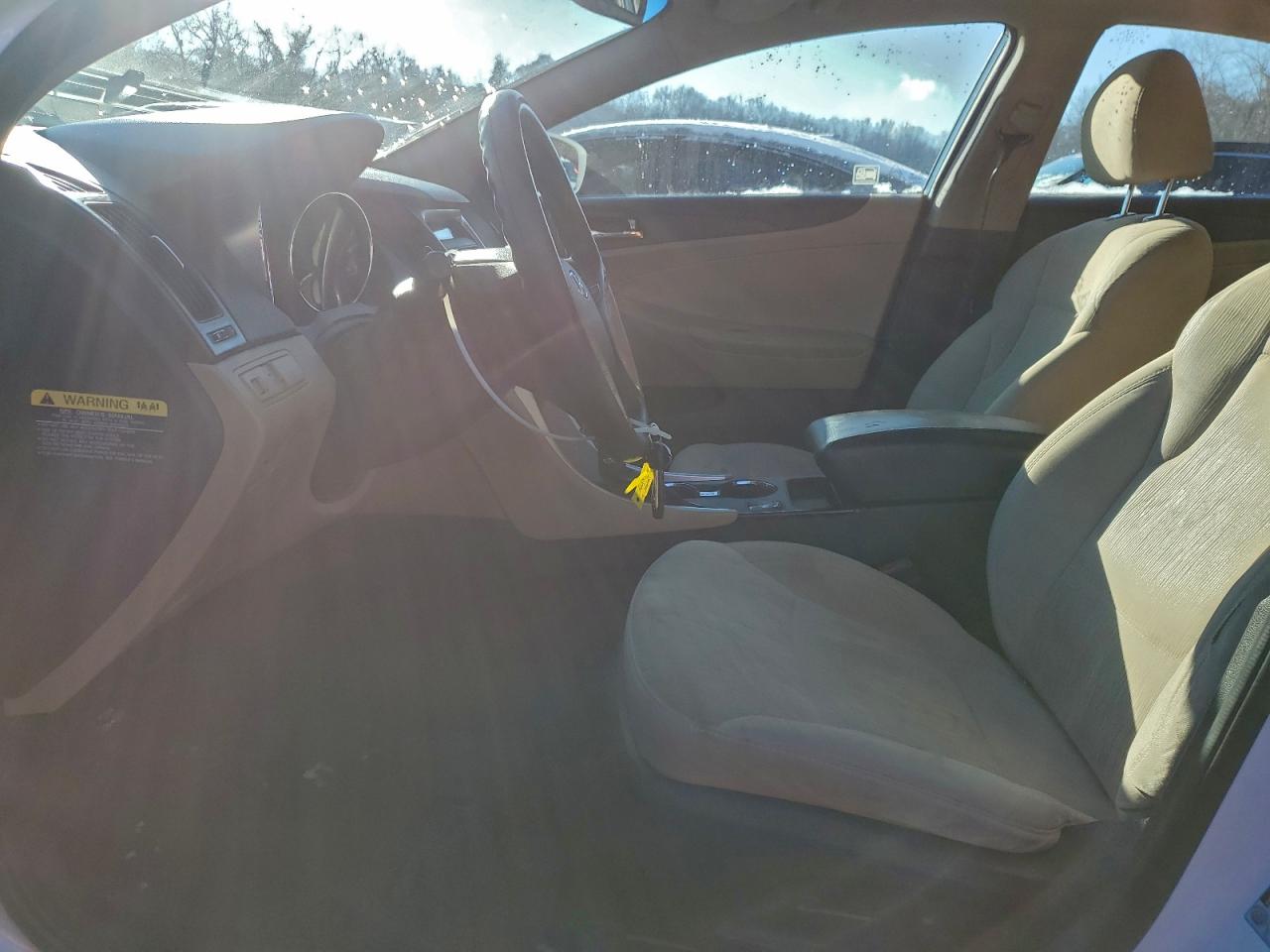 2014 HYUNDAI SONATA GLS photo 7