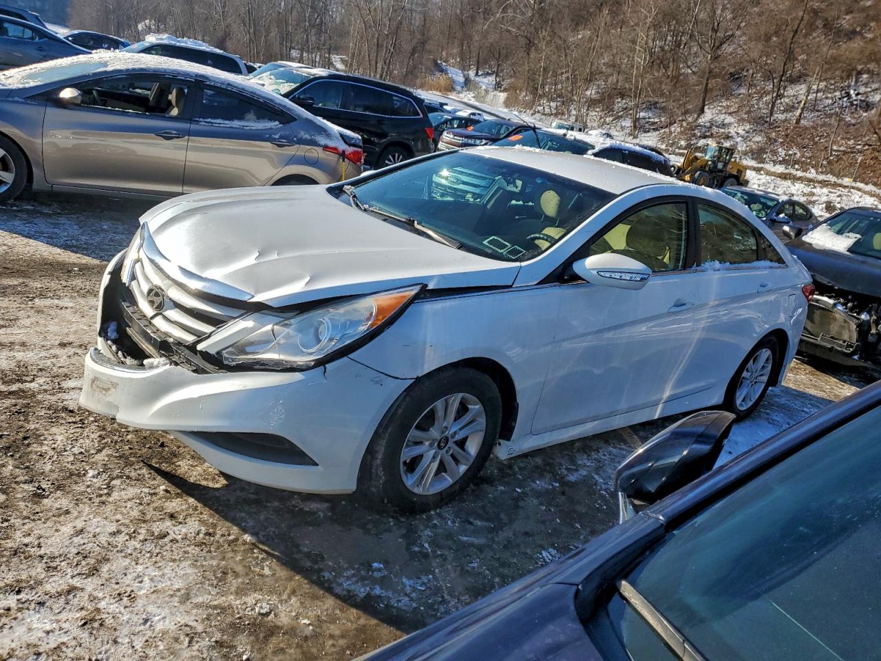 2014 HYUNDAI SONATA