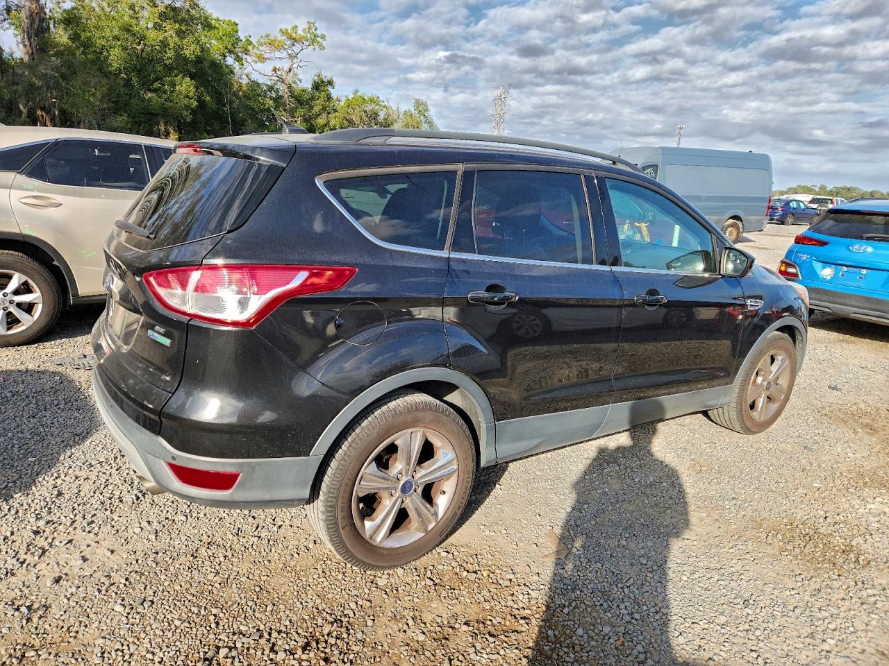 2015 FORD ESCAPE SE photo 3