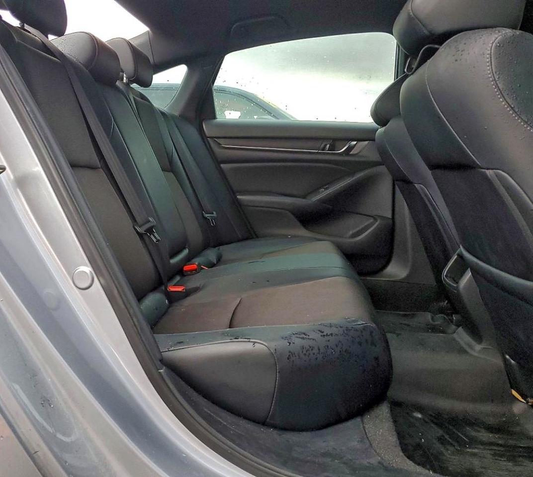 2018 HONDA ACCORD SPORT photo 10