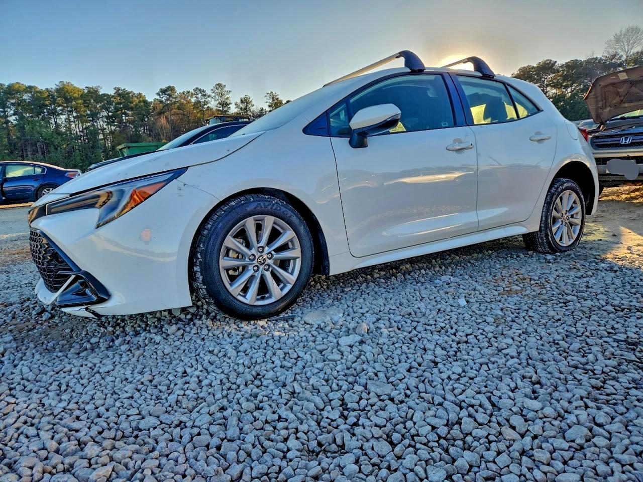 2025 TOYOTA COROLLA