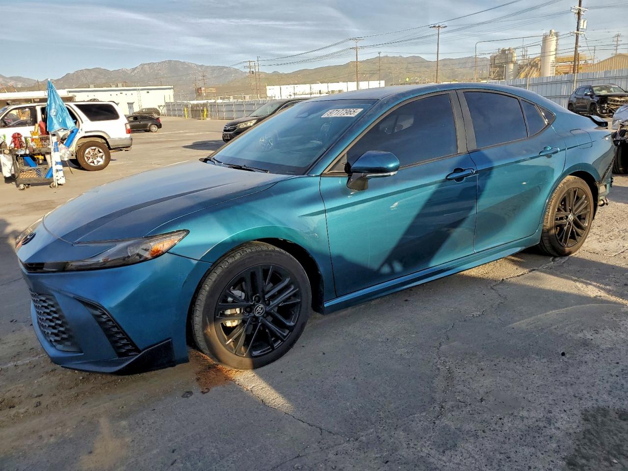 2025 TOYOTA CAMRY