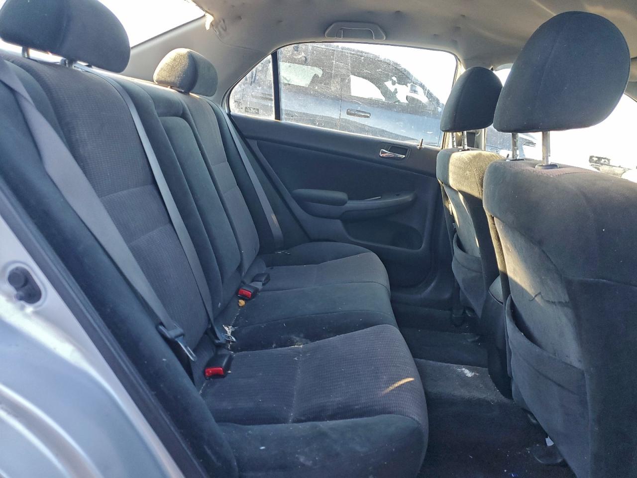 2005 HONDA ACCORD LX photo 10
