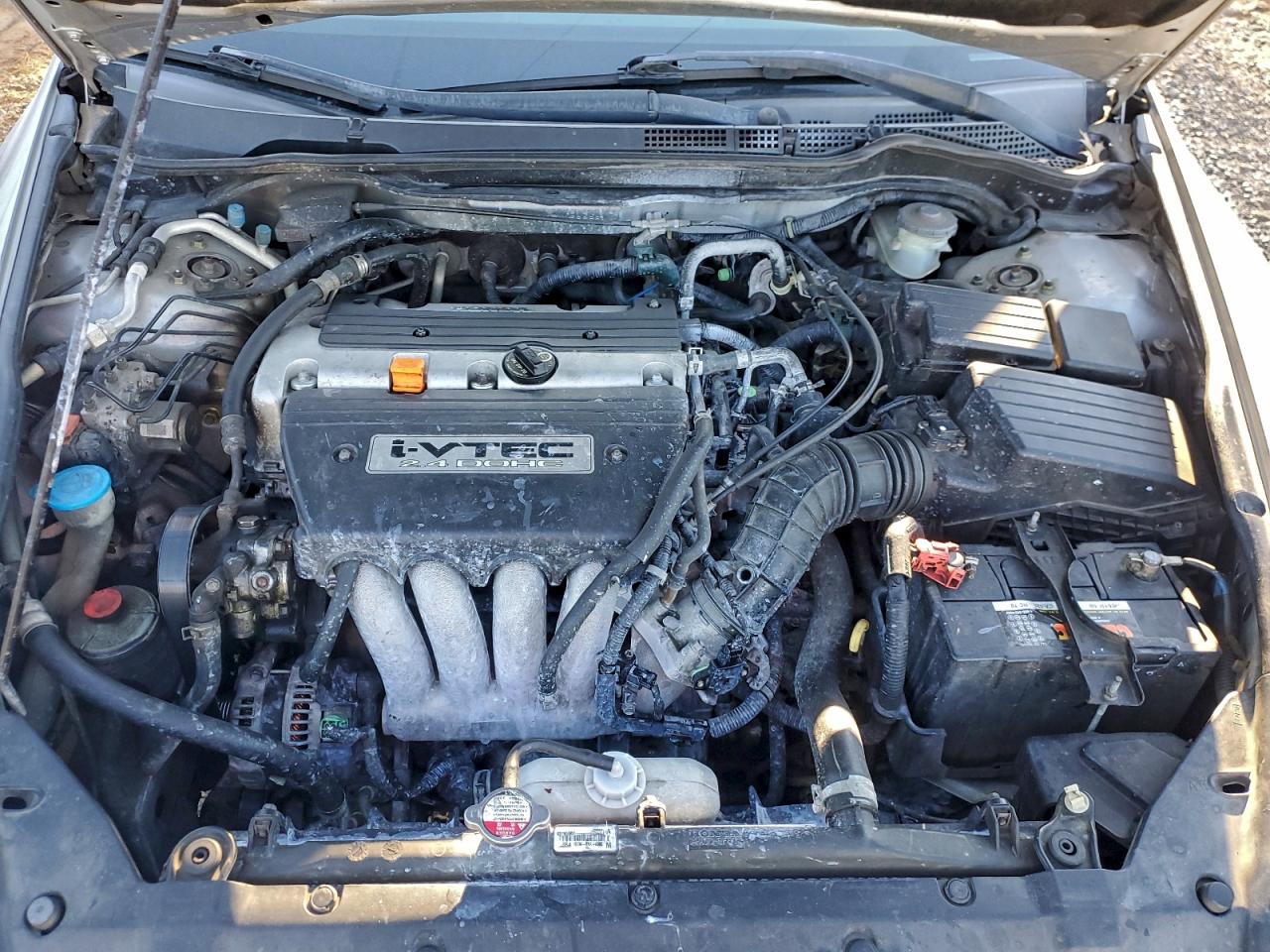 2005 HONDA ACCORD LX photo 11
