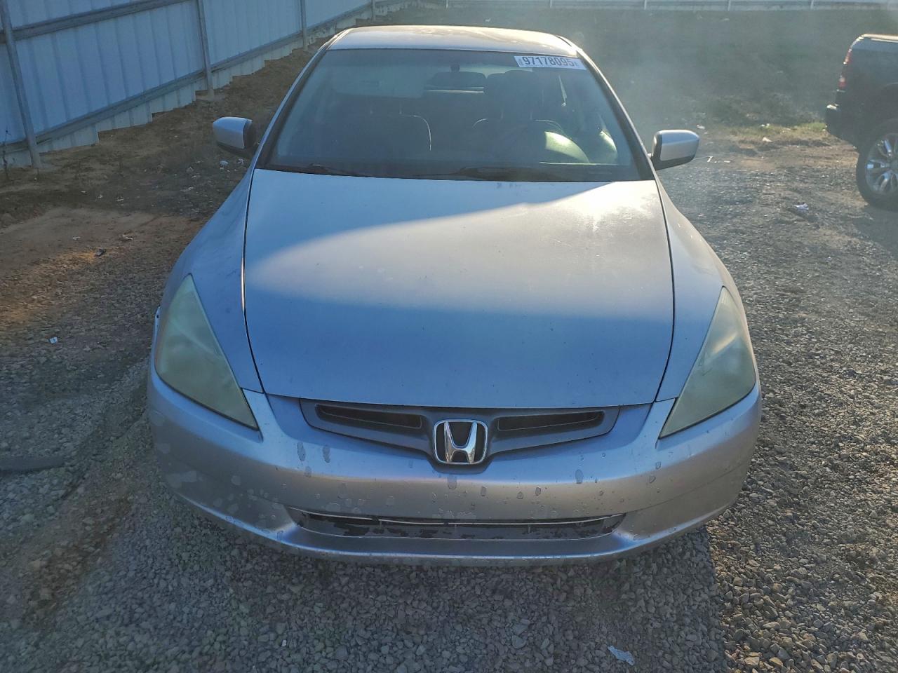 2005 HONDA ACCORD LX photo 5