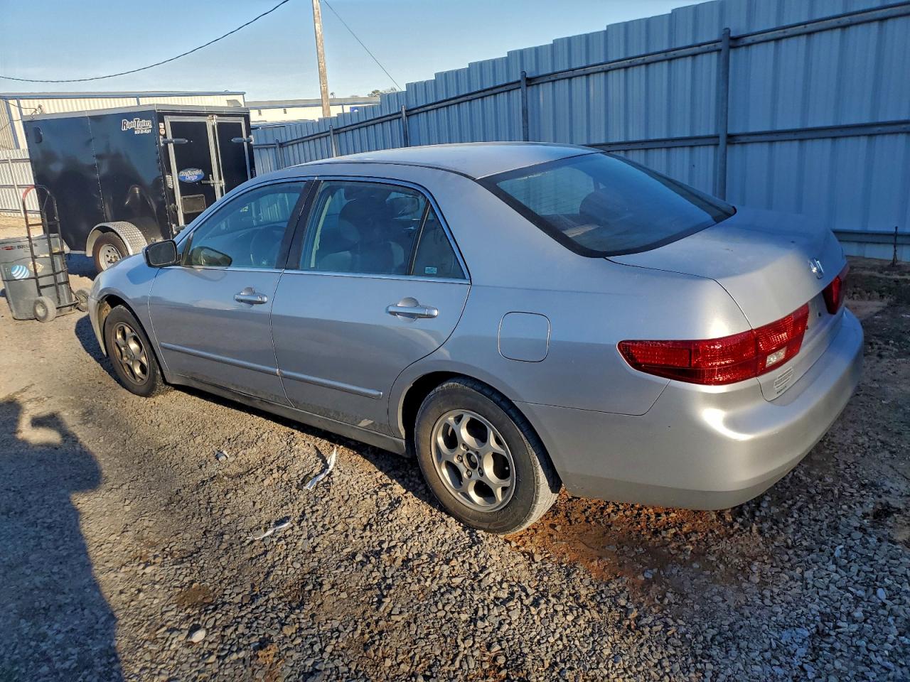 2005 HONDA ACCORD LX photo 2