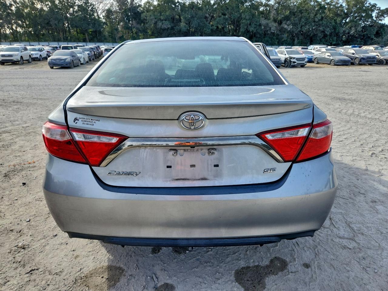 2016 TOYOTA CAMRY LE photo 6