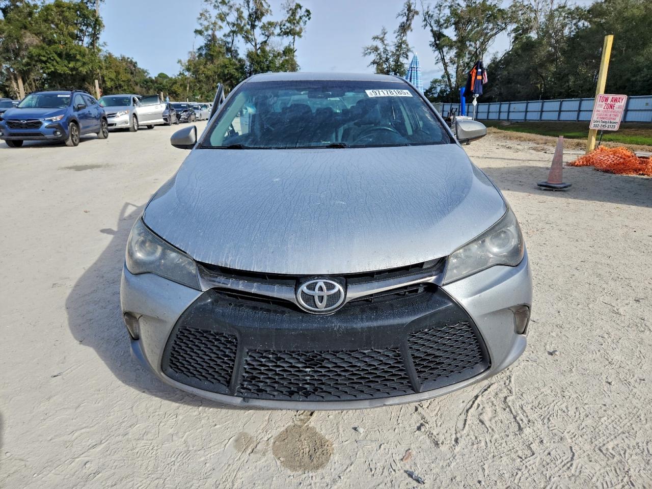2016 TOYOTA CAMRY LE photo 5
