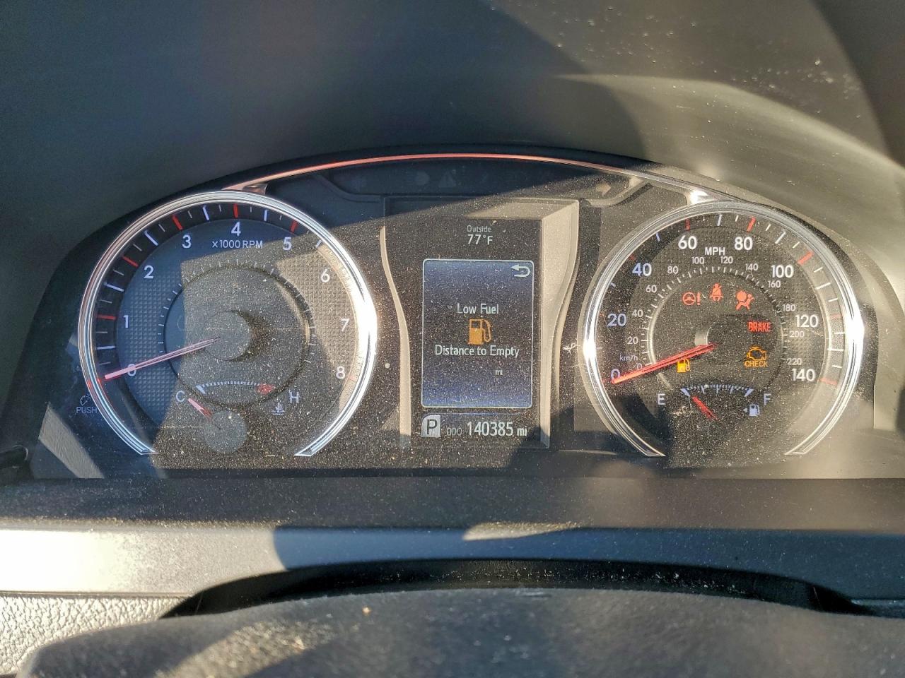 2016 TOYOTA CAMRY LE photo 9