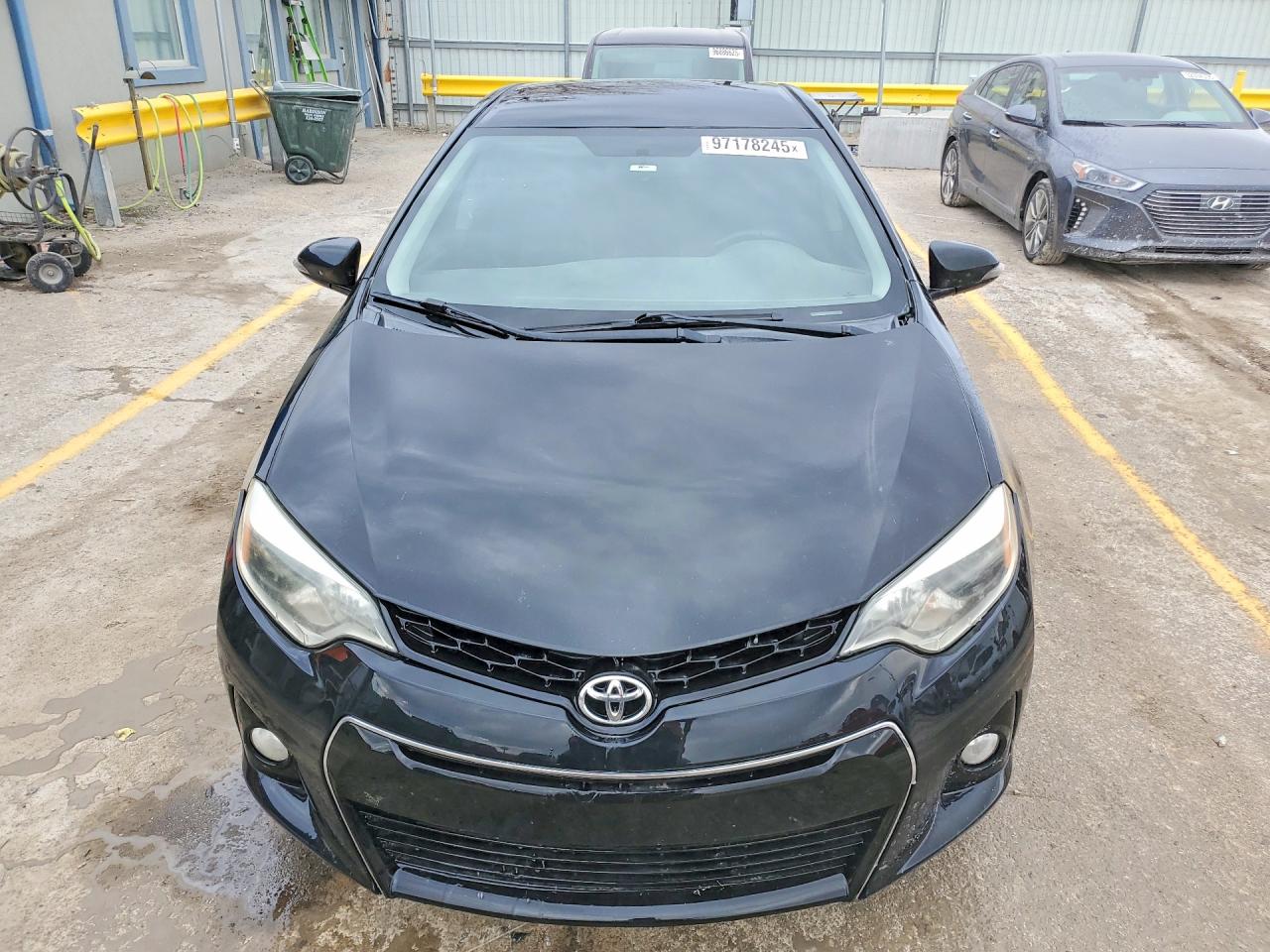 2015 TOYOTA COROLLA L photo 5