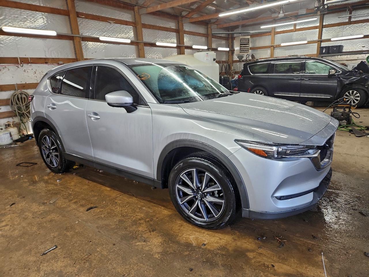 2017 MAZDA CX-5 GRAND TOURING photo 4