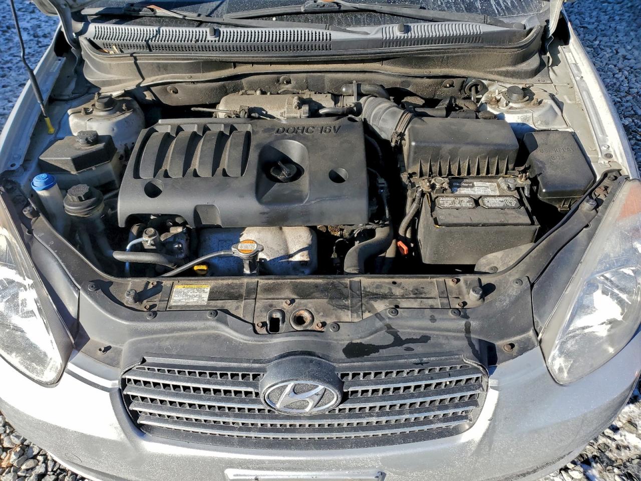 2010 HYUNDAI ACCENT GLS photo 11