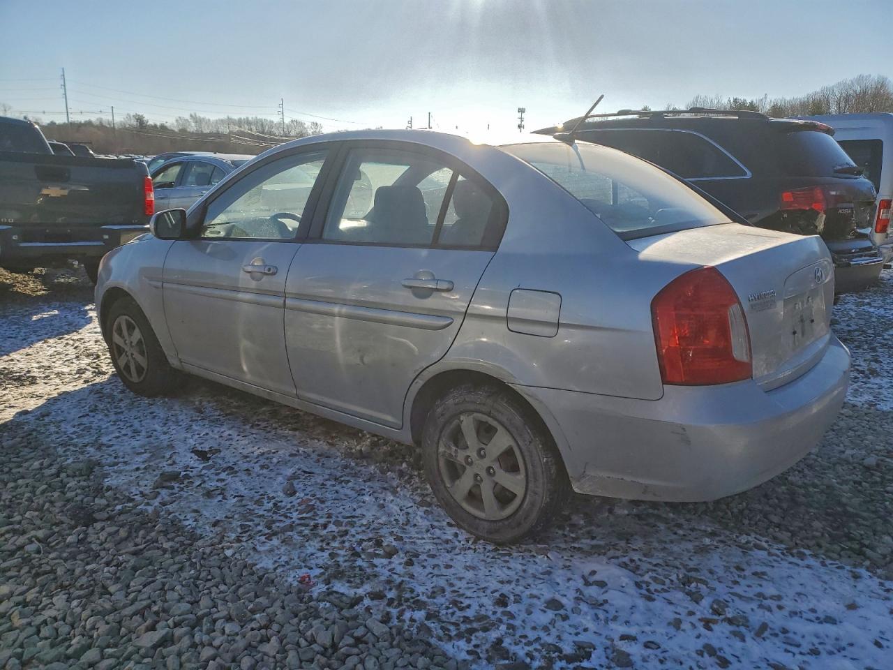 2010 HYUNDAI ACCENT GLS photo 2