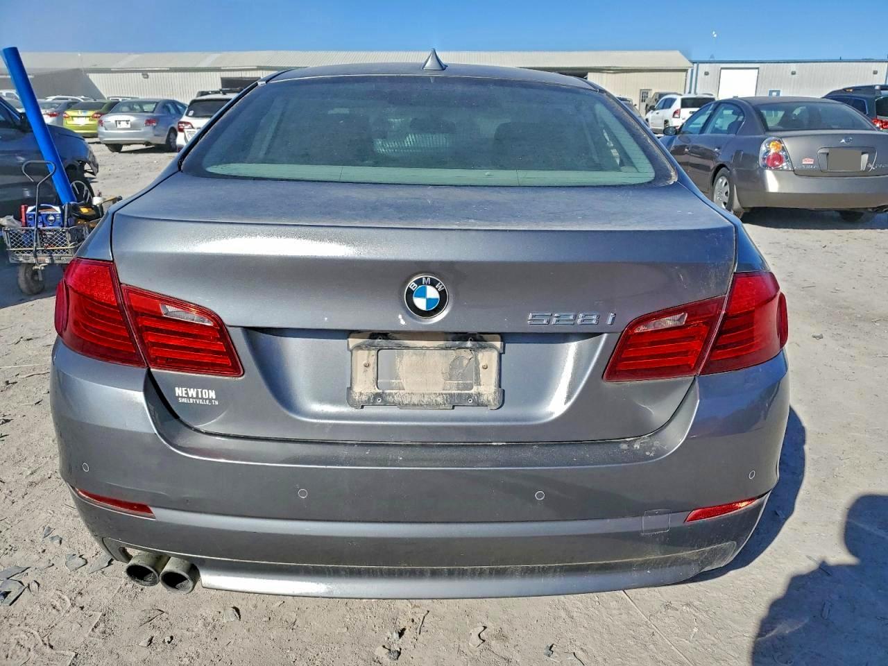 2013 BMW 528 I photo 6