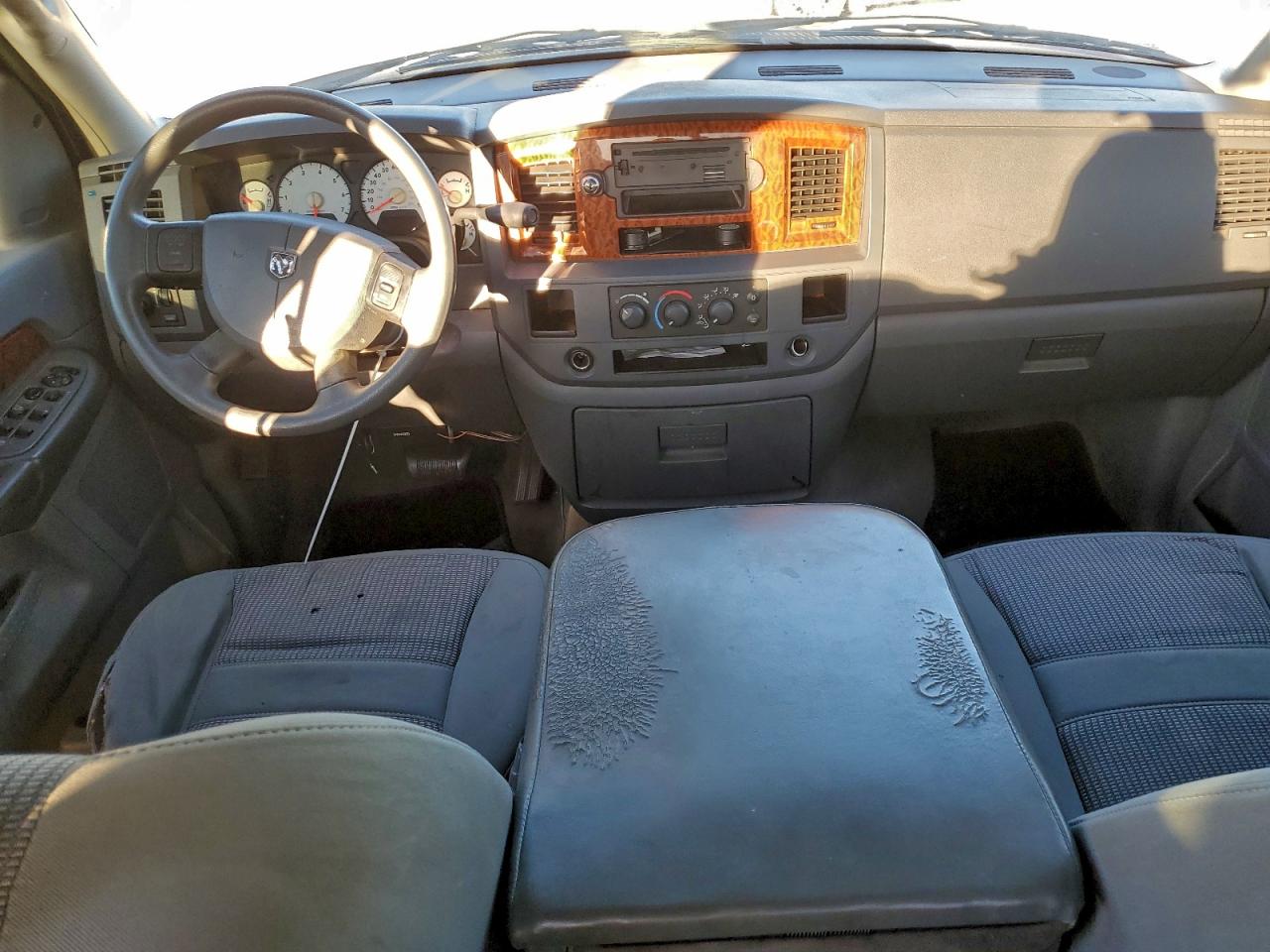 2006 DODGE RAM 1500 ST photo 8