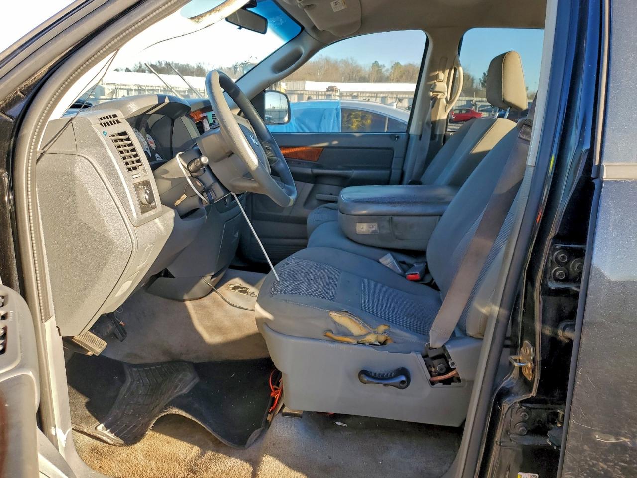 2006 DODGE RAM 1500 ST photo 7