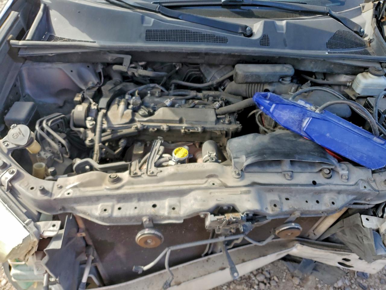 2011 TOYOTA HIGHLANDER BASE photo 12