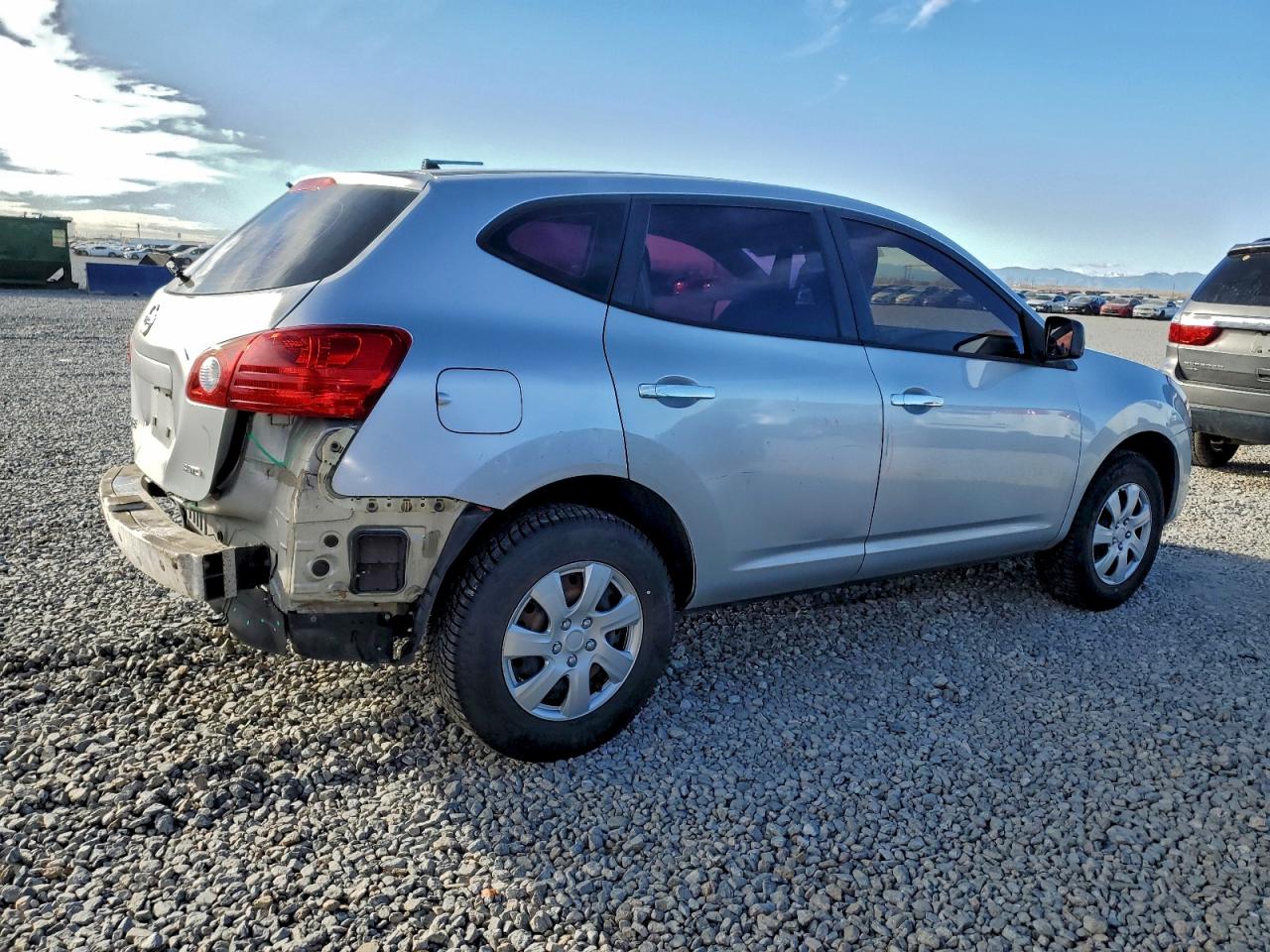 2010 NISSAN ROGUE S photo 3