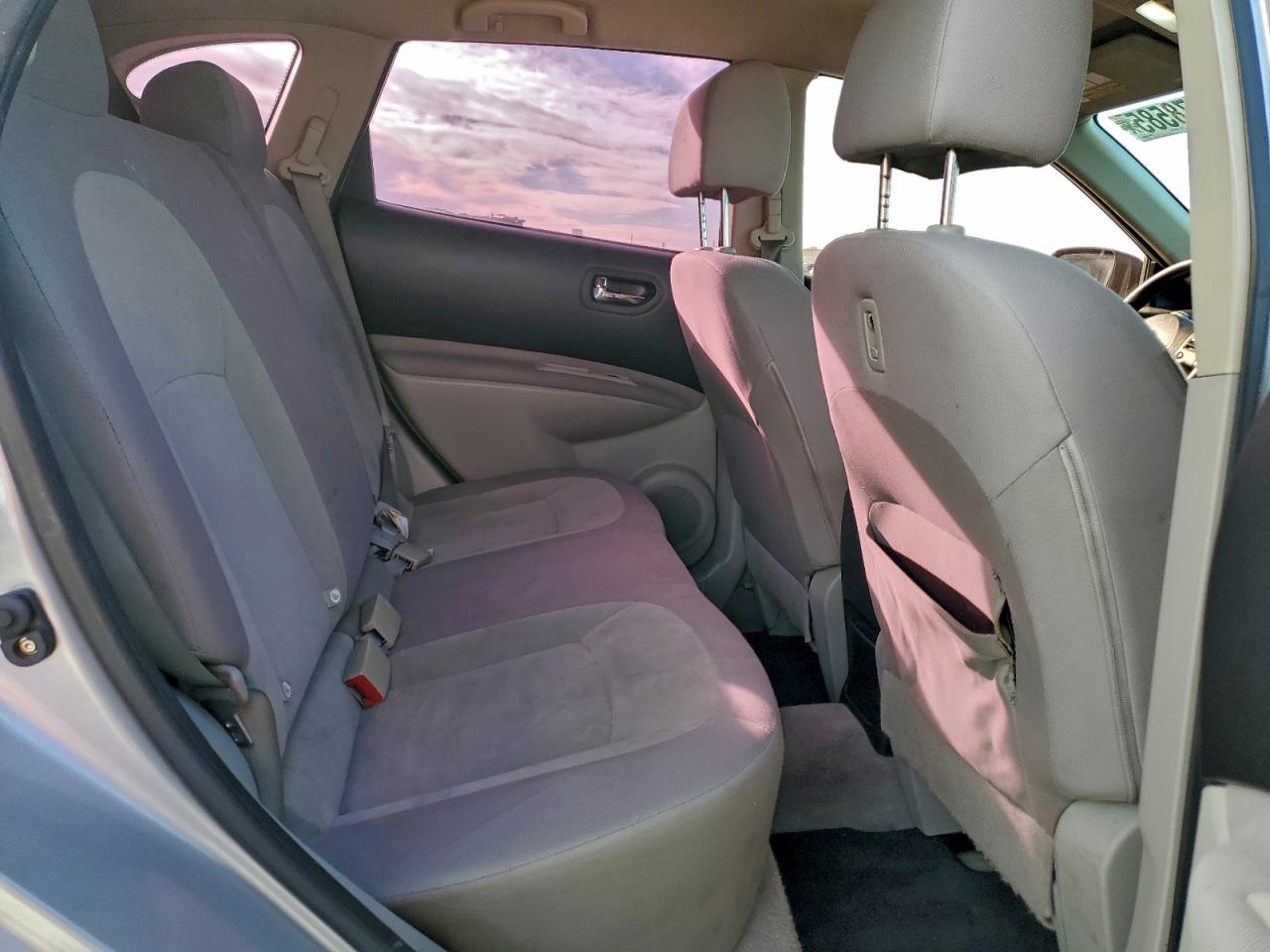 2010 NISSAN ROGUE S photo 11